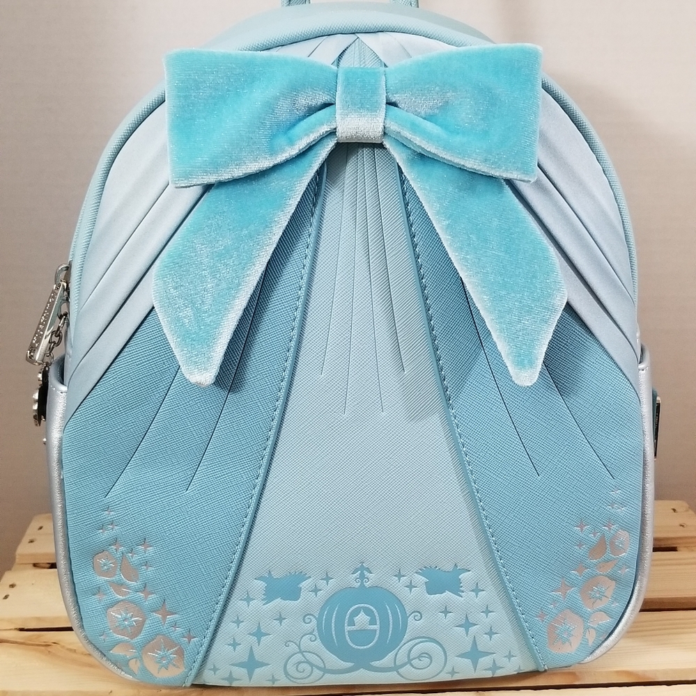 Loungefly Disney Cinderella Dress Mini backpack